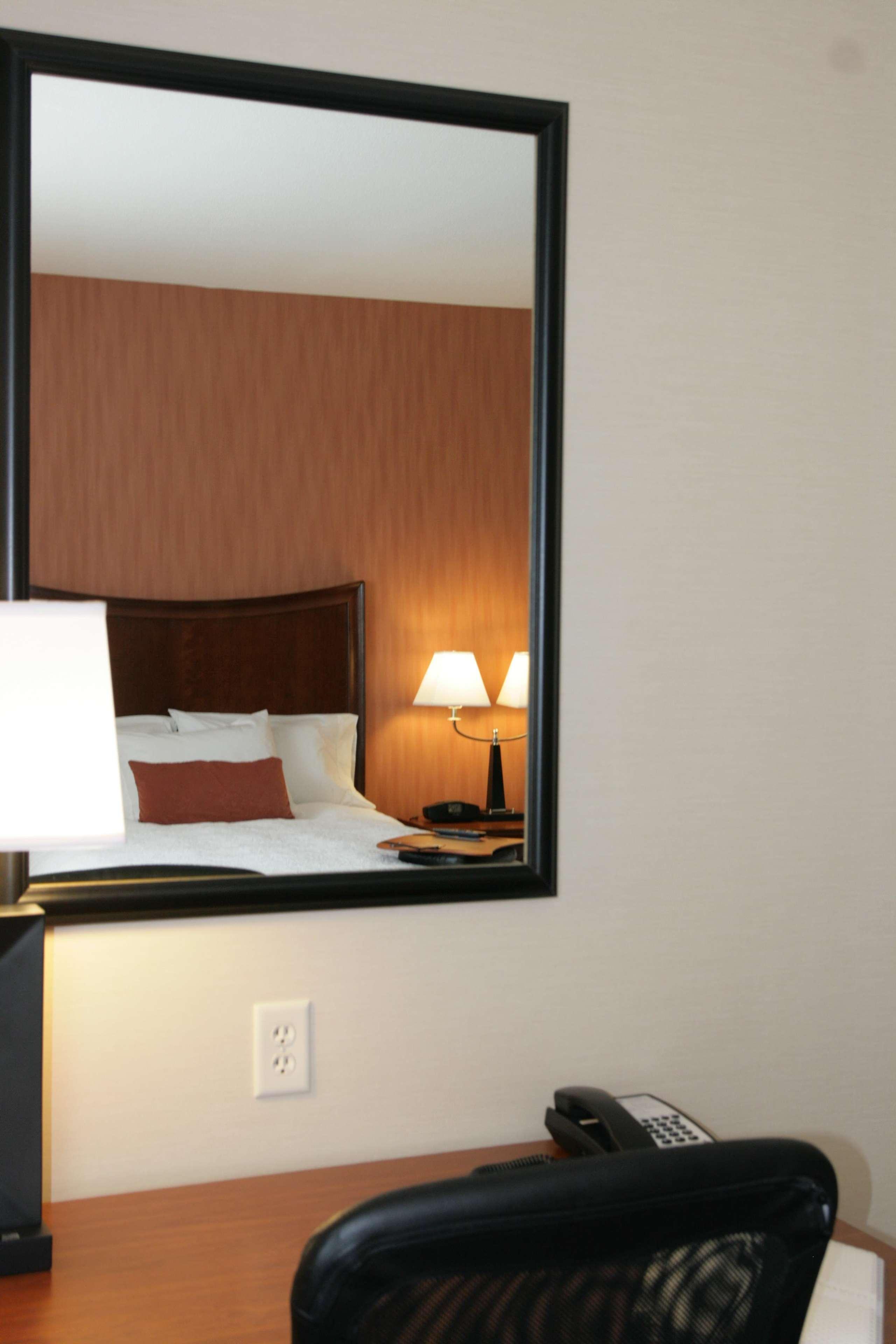 Hampton Inn & Suites Folsom Oda fotoğraf