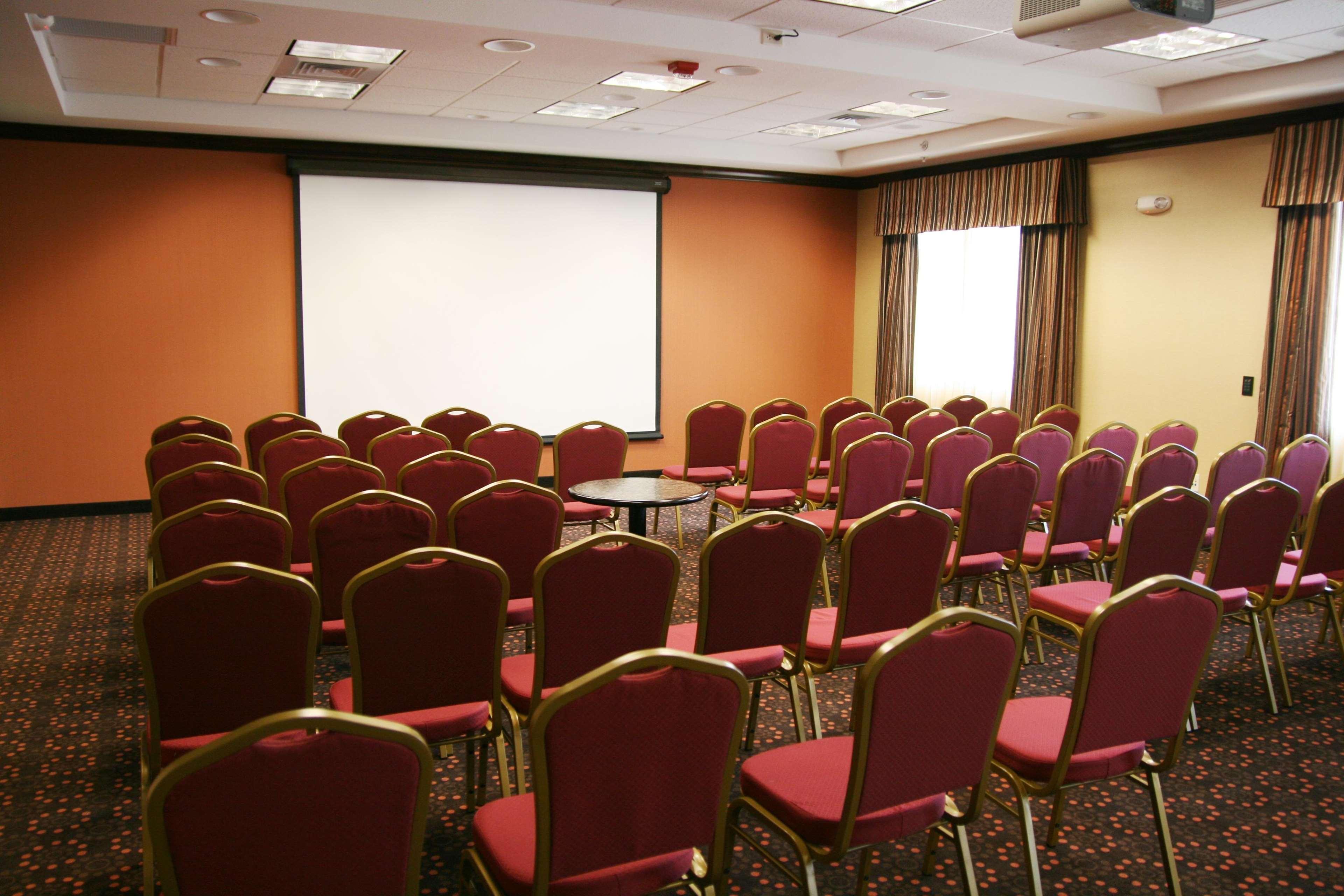 Hampton Inn & Suites Folsom Dış mekan fotoğraf