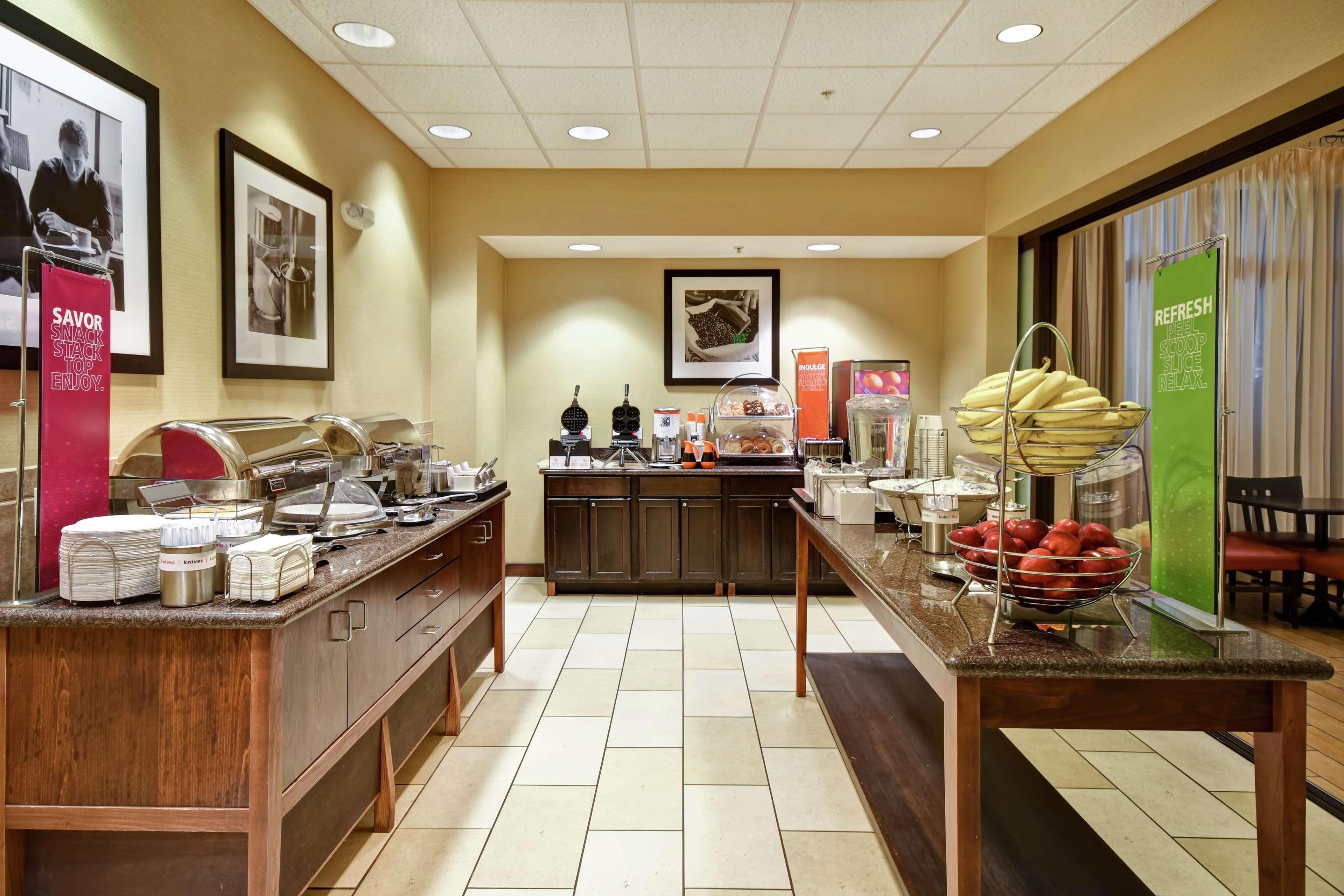 Hampton Inn & Suites Folsom Dış mekan fotoğraf