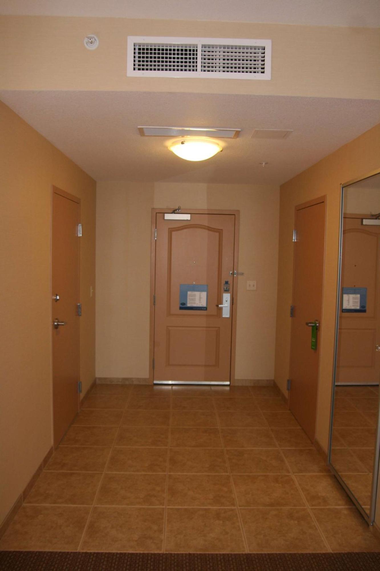 Hampton Inn & Suites Folsom İç mekan fotoğraf