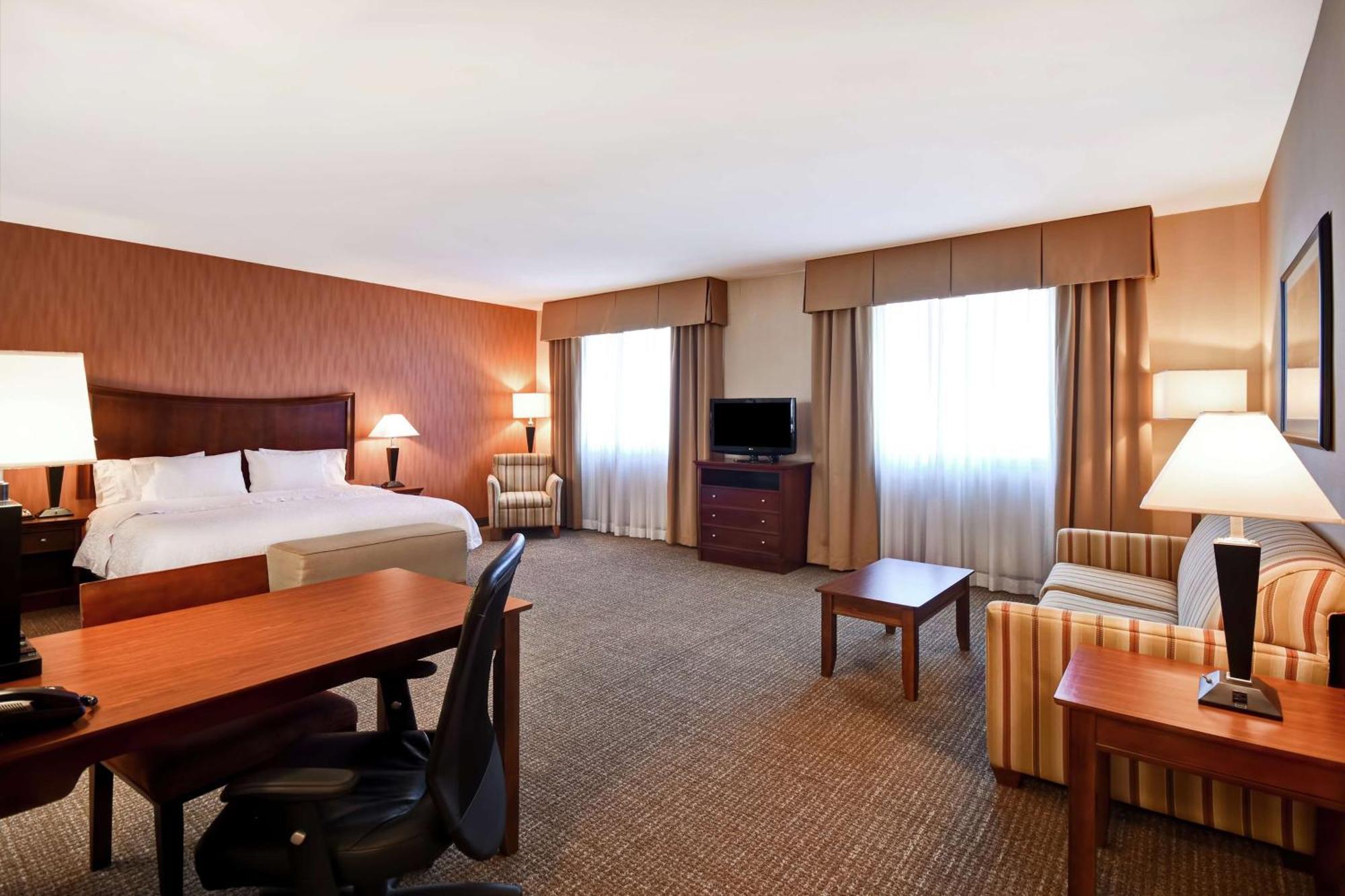 Hampton Inn & Suites Folsom Dış mekan fotoğraf